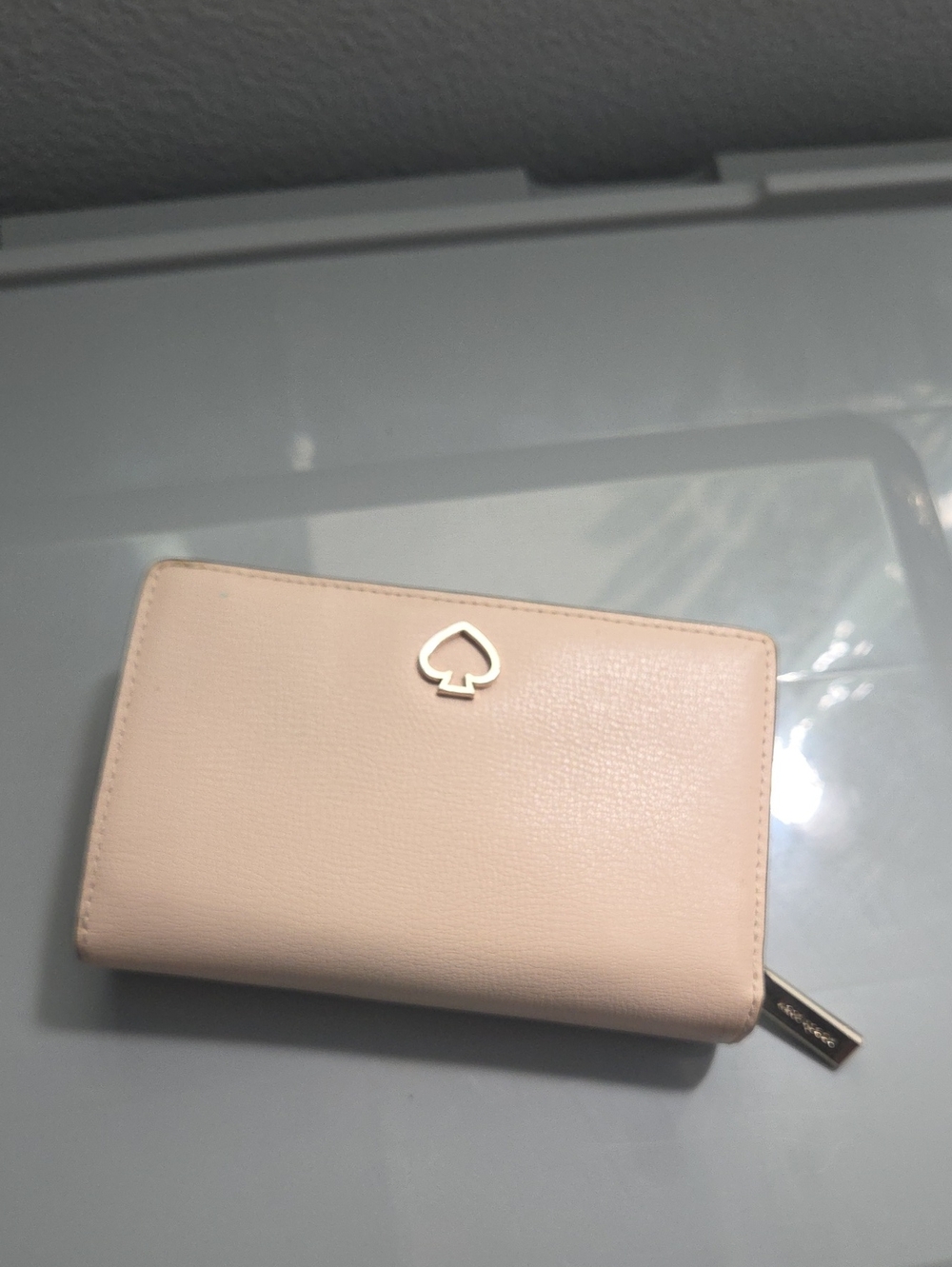 ♠️ Kate Spade Leila Small Slim Bifold Wallet - Blush Pink